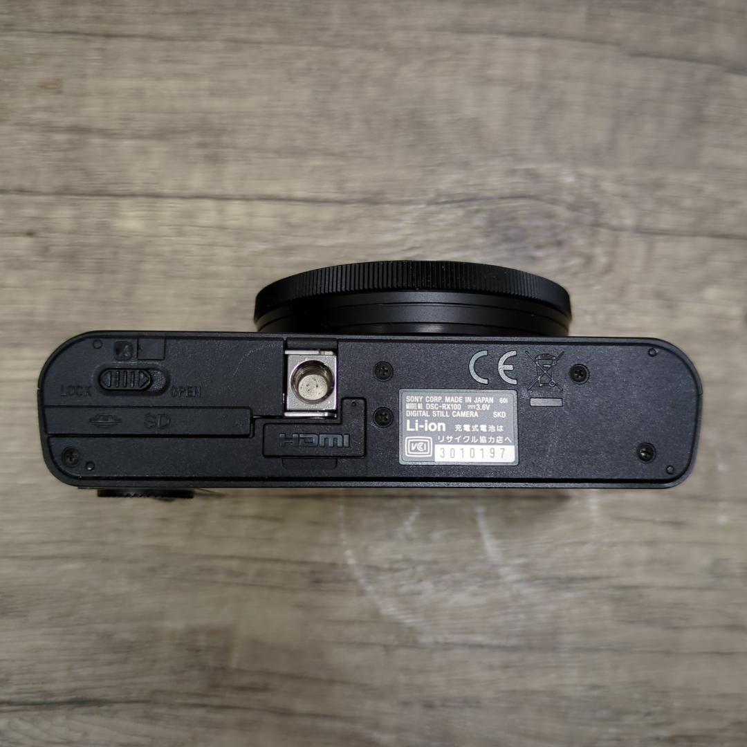 SONY Cyber−Shot DSC-RX100