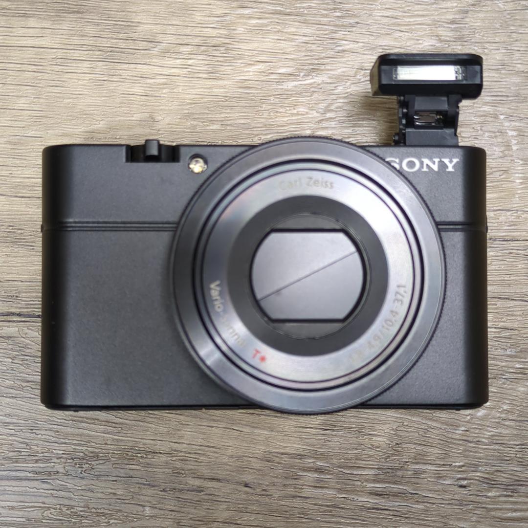 SONY Cyber−Shot DSC-RX100