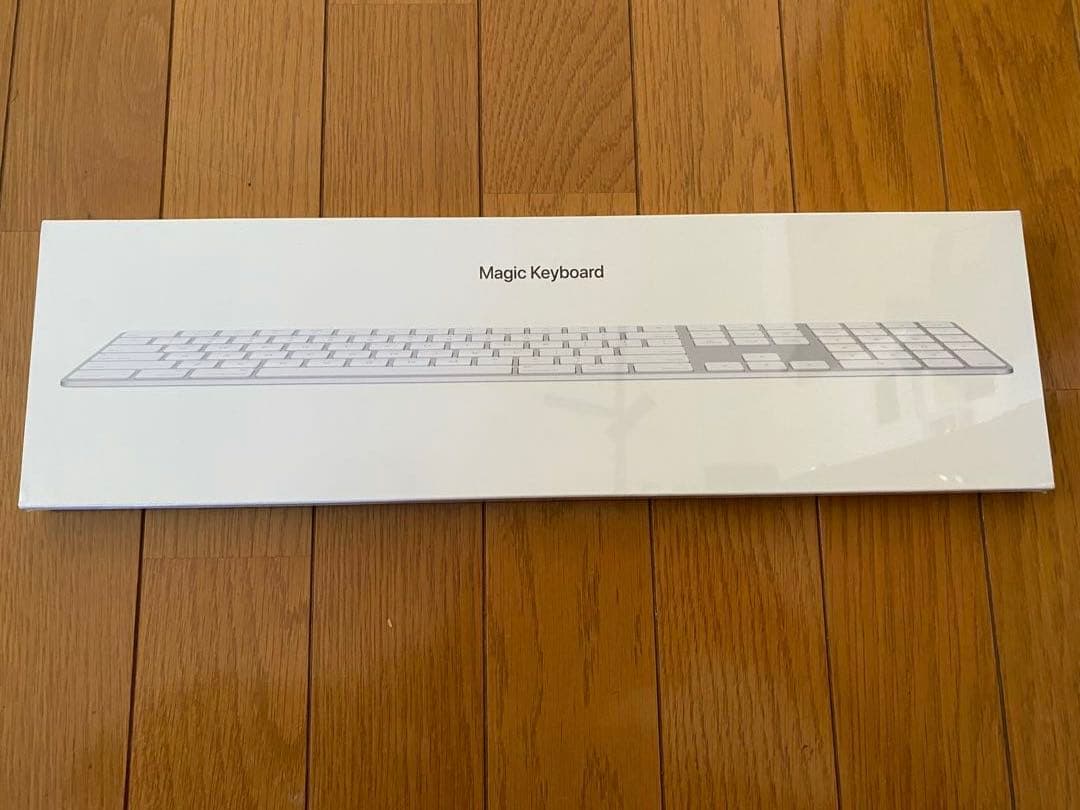 【新品未開封】Magic Keyboard（テンキー付き）MQ052J