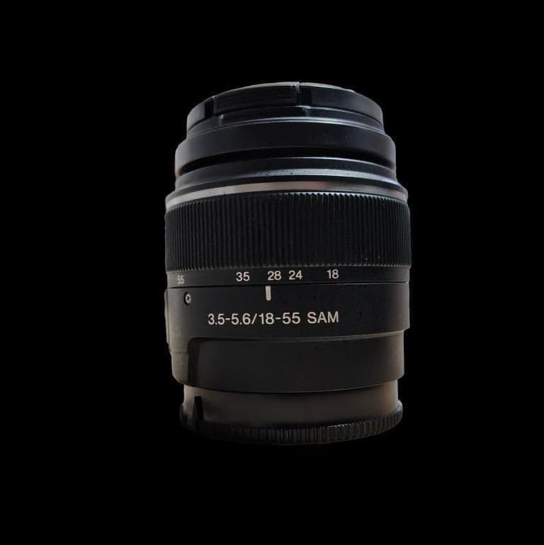 美品SONYα57ダブルズームレンズキット