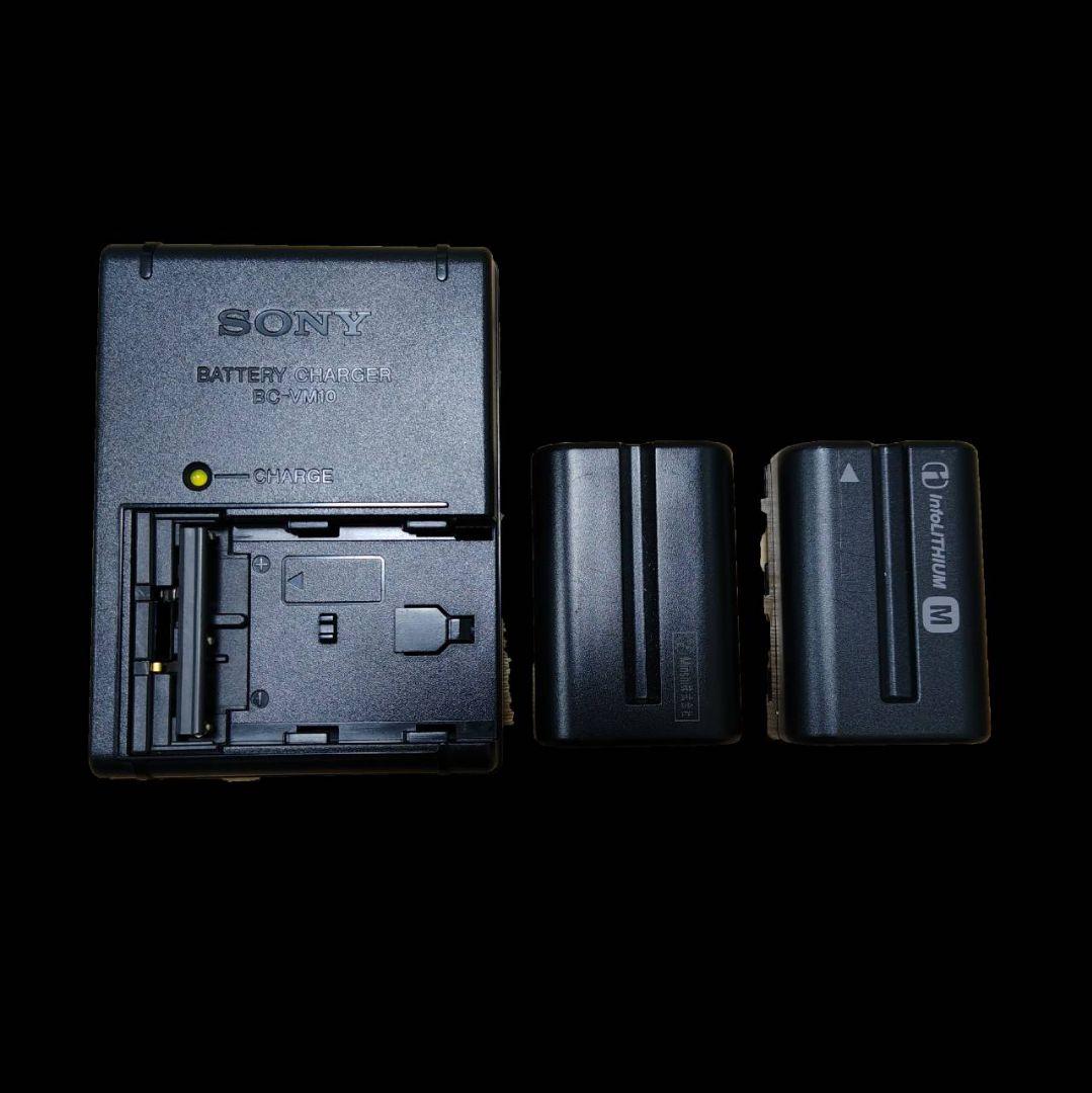 美品SONYα57ダブルズームレンズキット