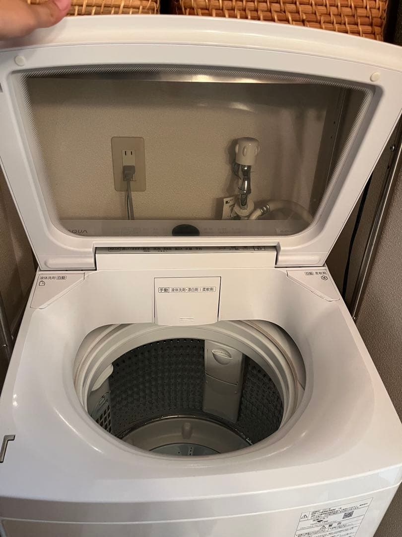 女性ワンオーナーAQUA Prette 9kg 縦型洗濯機 ホワイト　2年使用