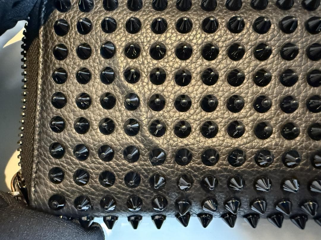 クリスチャンルブタン　財布