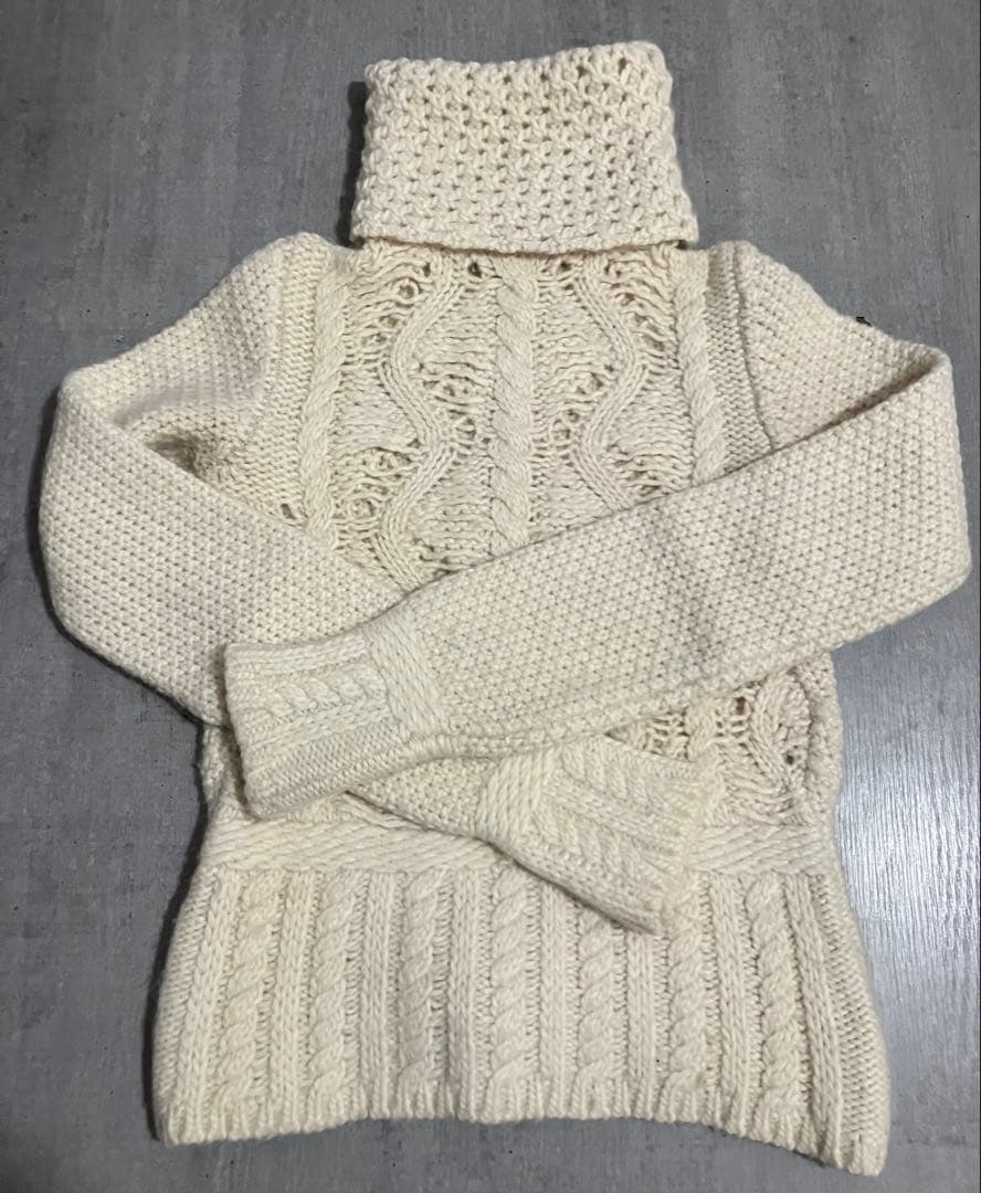 Moncler Grenobleモンクレール　タートルニット