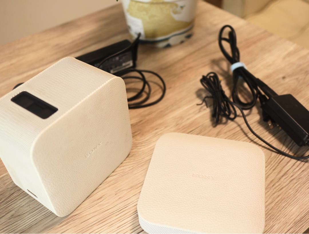 SONY LSPX-P1 ポータブル 超短焦点 プロジェクター