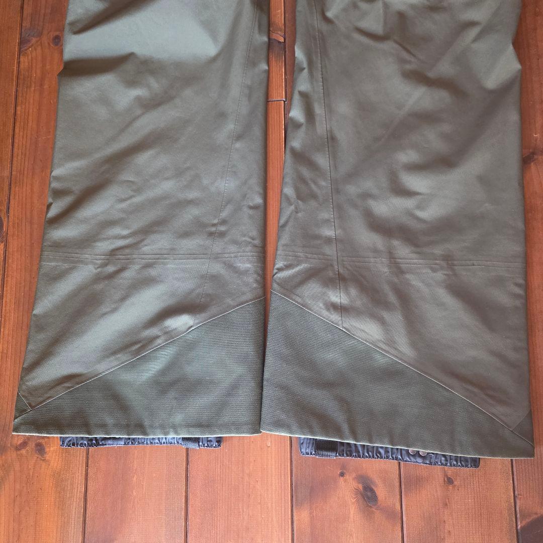 【パタゴニア】ビブパンツ スキーウェア スノーボードウェア (Mサイズ)