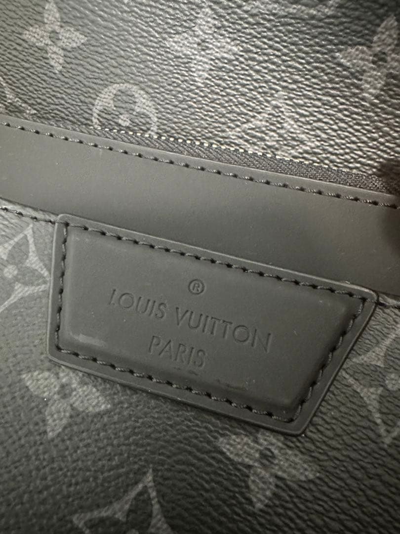 ダークグレー リュック