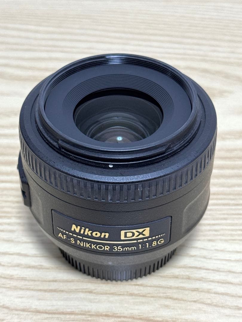 Nikon D5600 ズーム、単焦点、予備バッテリー付き