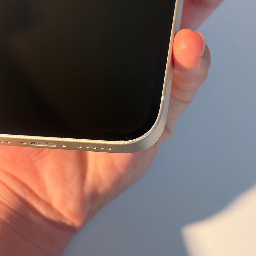 iPhone 14 128GB SIMフリー スターライト