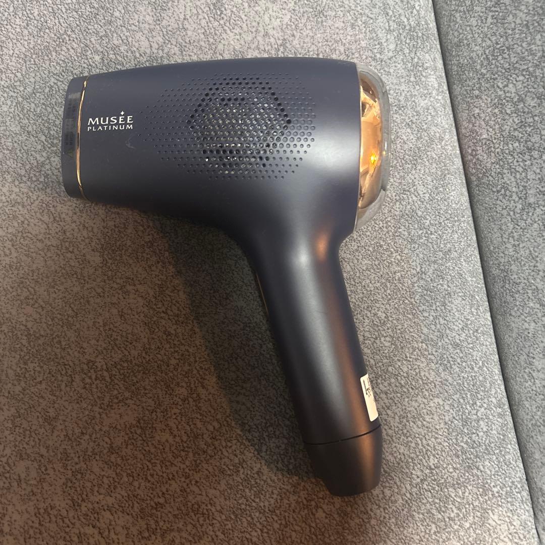 光脱毛器(エピフォト)スキンケアローション付き　ミュゼプラチナム