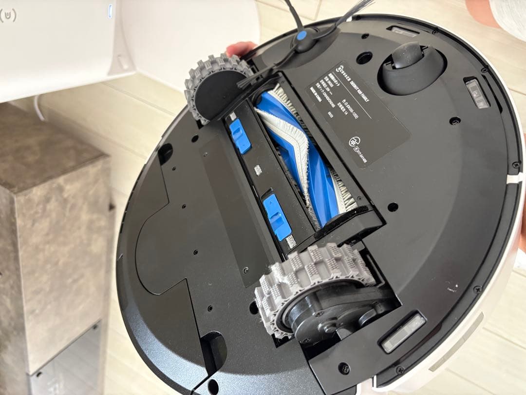 ロボット掃除機 水拭き機能付き 最新型‼️4回程使用‼️