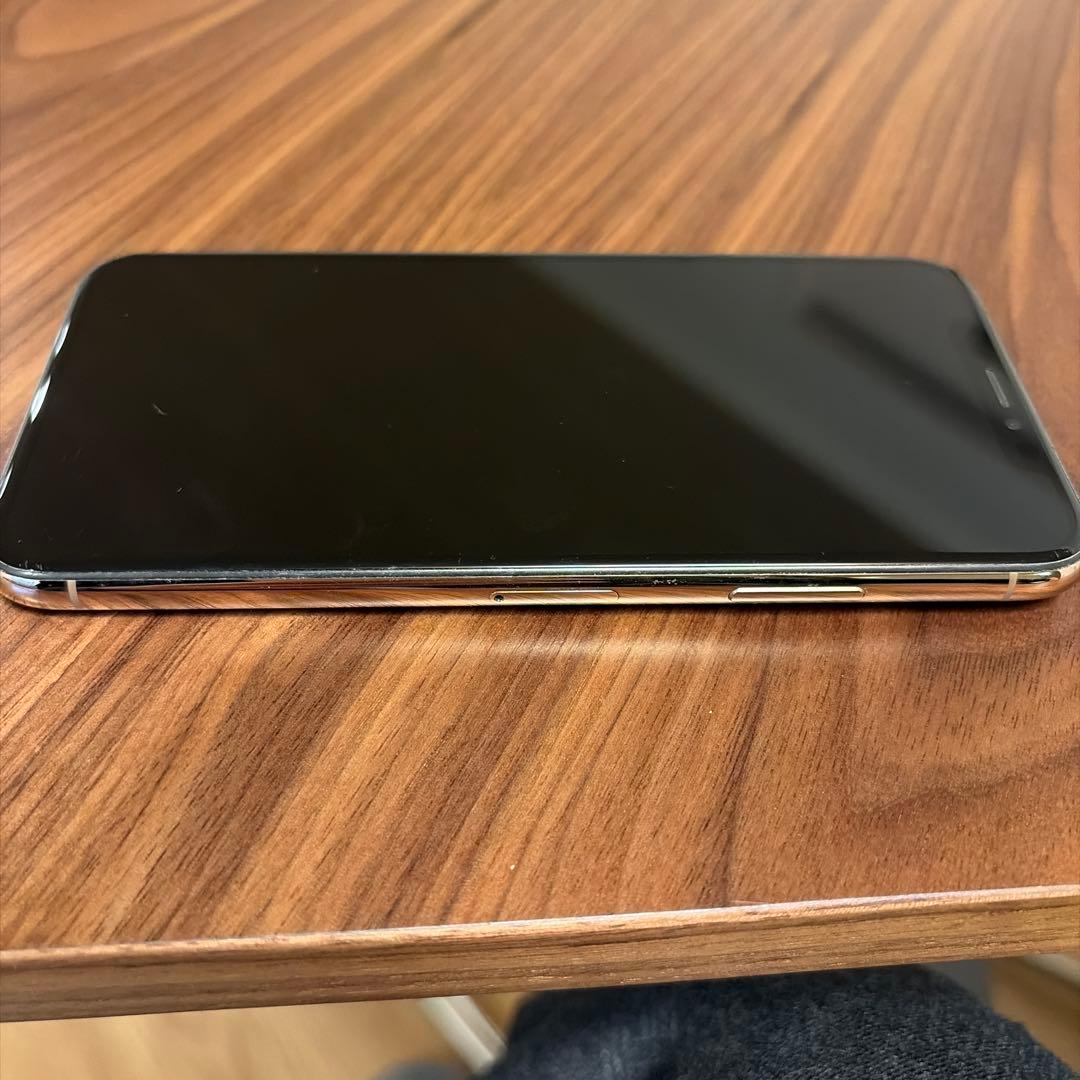 iPhoneXS 64GB ゴールド