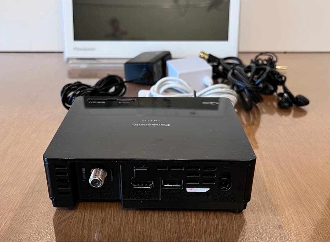小型防水テレビ パナソニック un-10e11