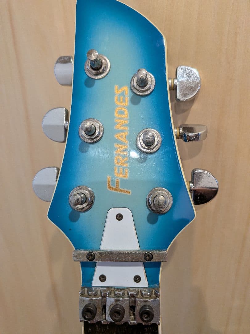 ク*ミ様 FERNANDES エレキギター JDA-85Y　ジャンヌ・ダルク