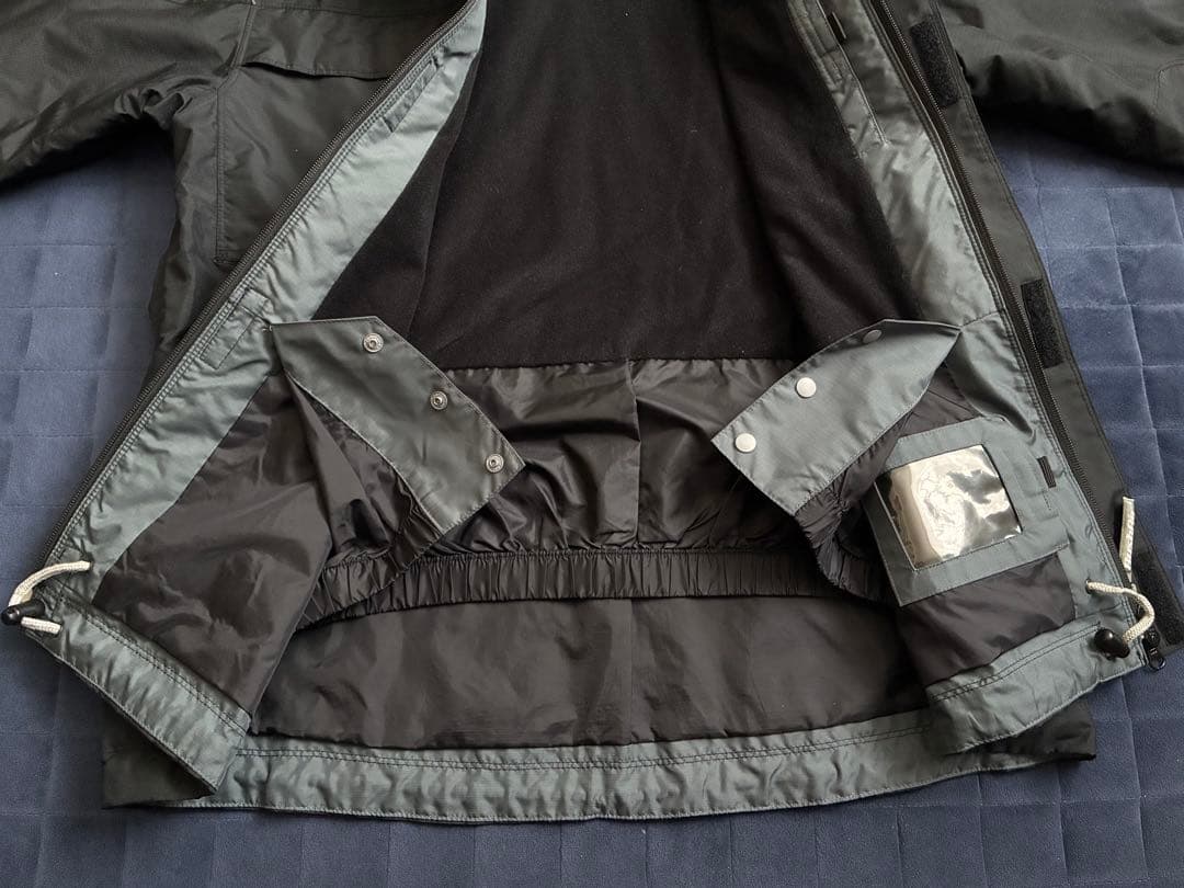 ONYONE（オンヨネ）RushAir スキー・スノーボードウェア ブラック L