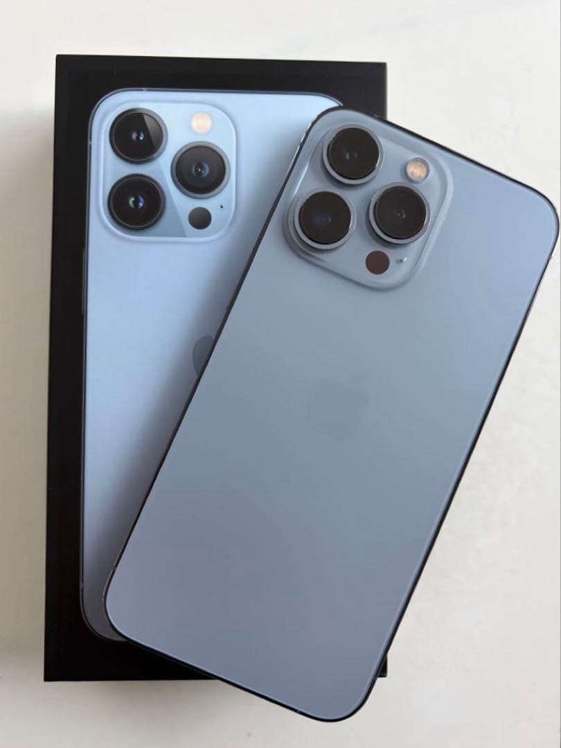 iPhone 13Pro 256GB 本体