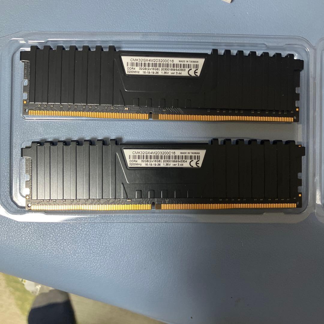 Vengeance LPX DDR4 16GB 2枚セット