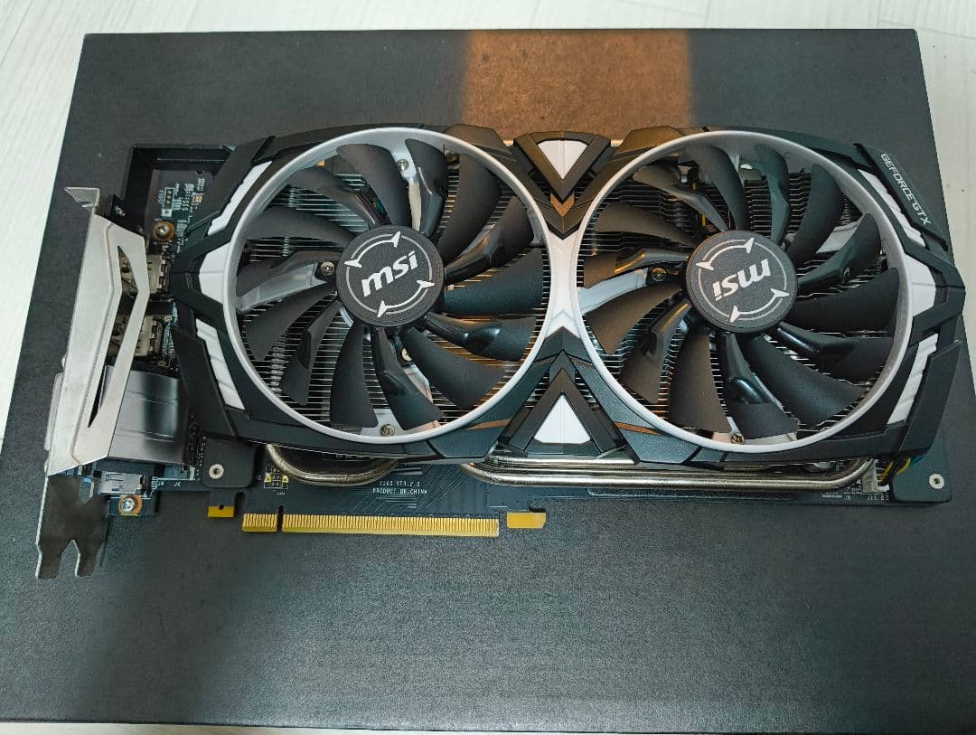 MSI 1080ti Armor 11G OC 動作確認済み