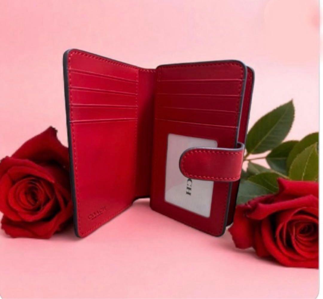 【新品】COACH ★二つ折り財布シグネチャー