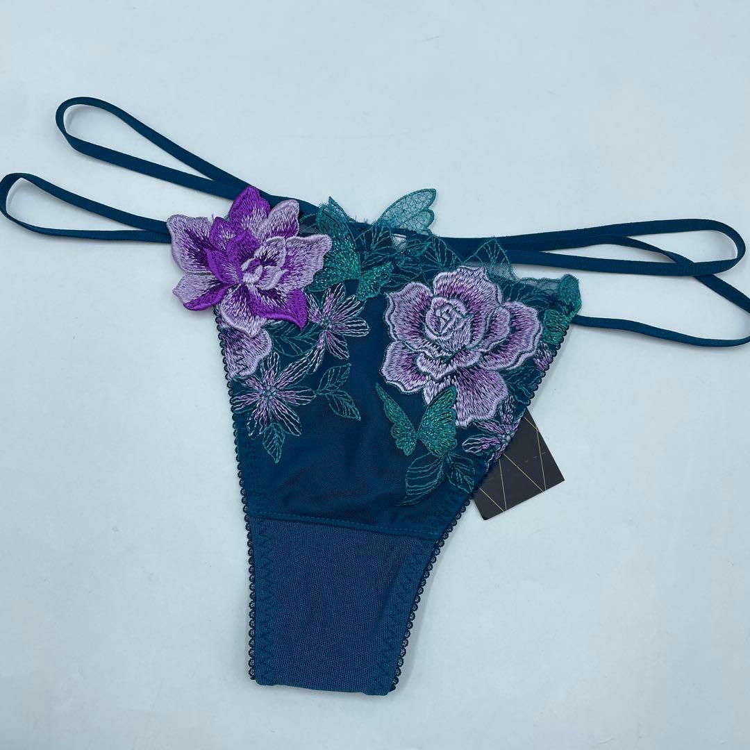 新品・タグ付き　ワコール　サルート８３G・ホリック　ブラジャーソングE70M