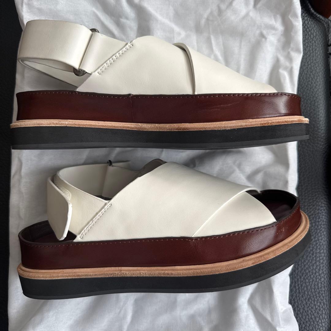 ENFOLD レザー クロスバンド サンダル