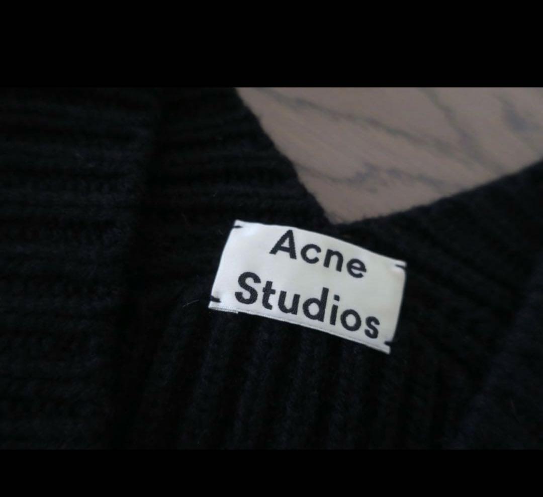 【美品】Acne Studies アクネストゥディオズ Ｖネックニット