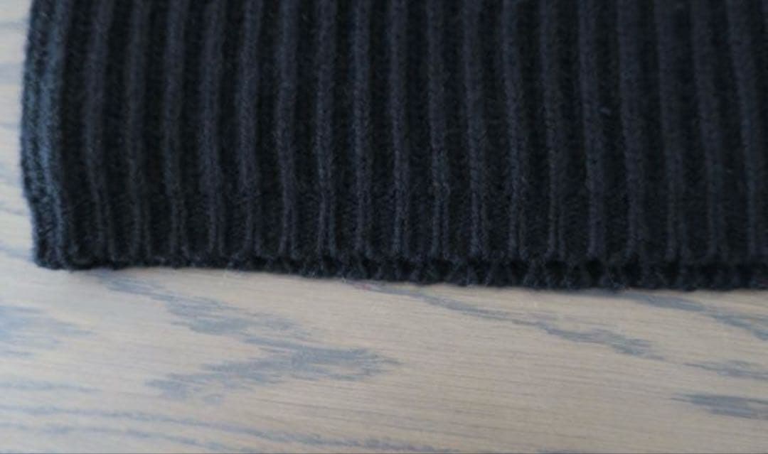 【美品】Acne Studies アクネストゥディオズ Ｖネックニット