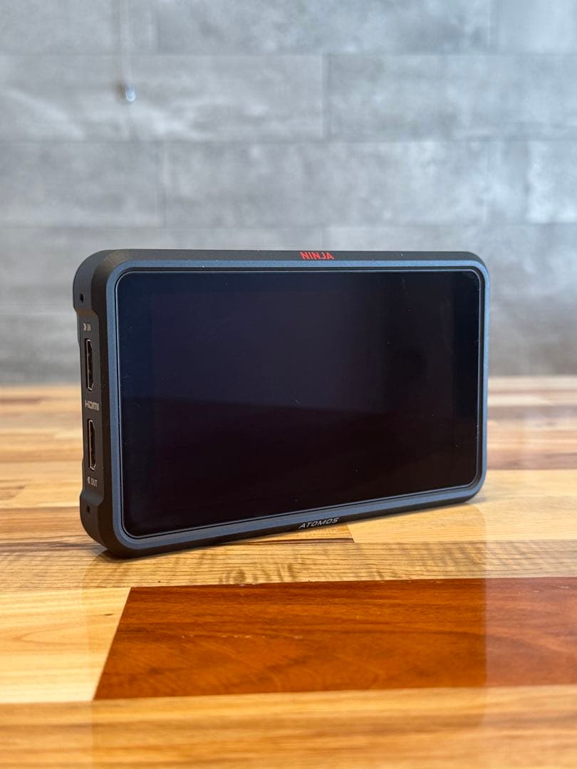 Atomos Ninja V 5インチモニター
