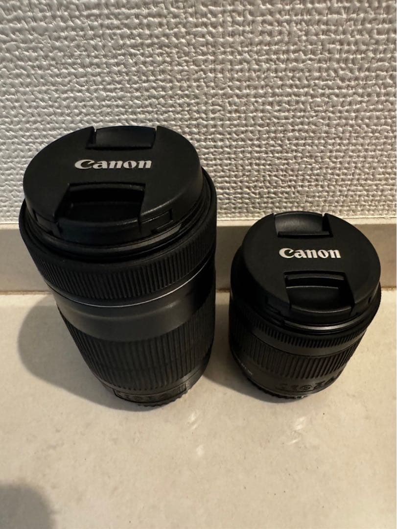 新品未使用　Canon EOS KISS X9i Wズームキット