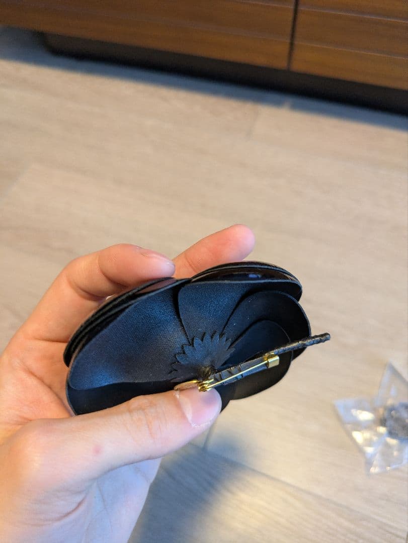 Chanel　カメリア　ブローチ