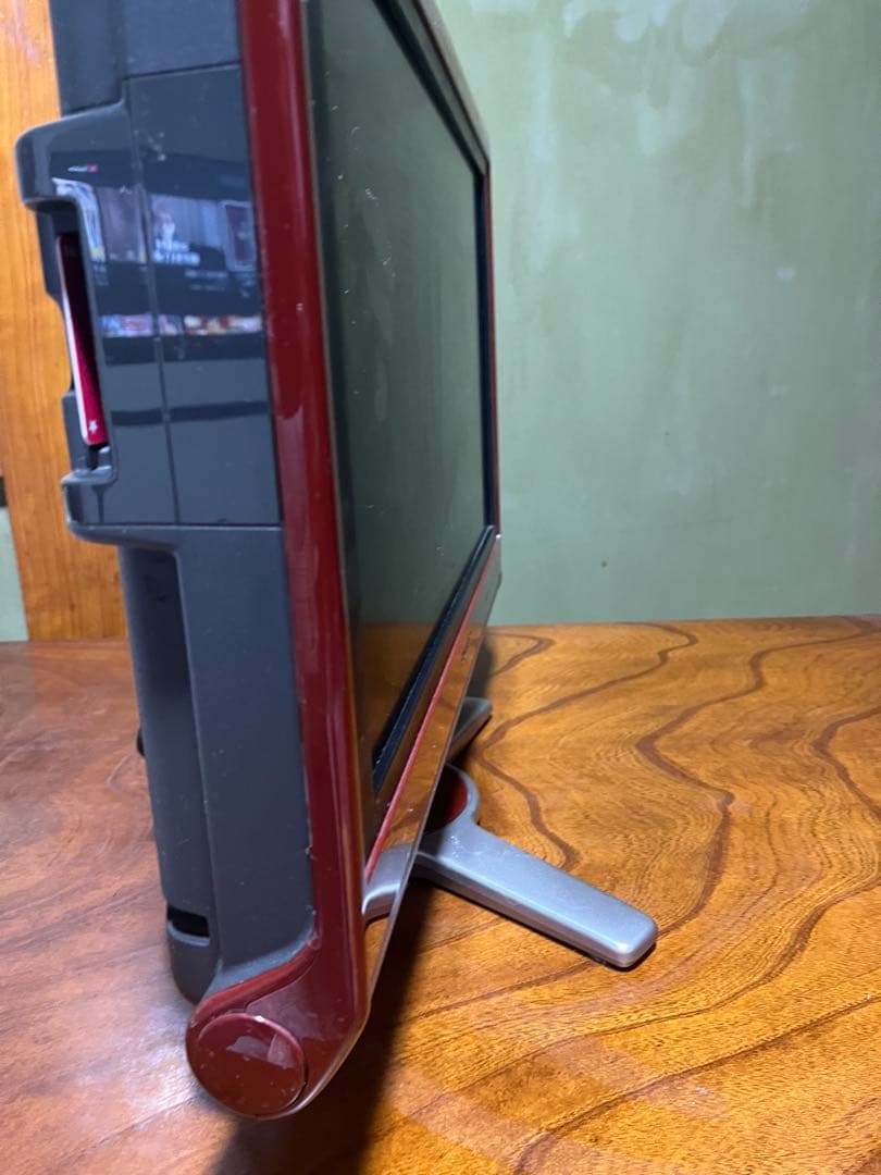 SHARP AQUOS レッド液晶テレビ