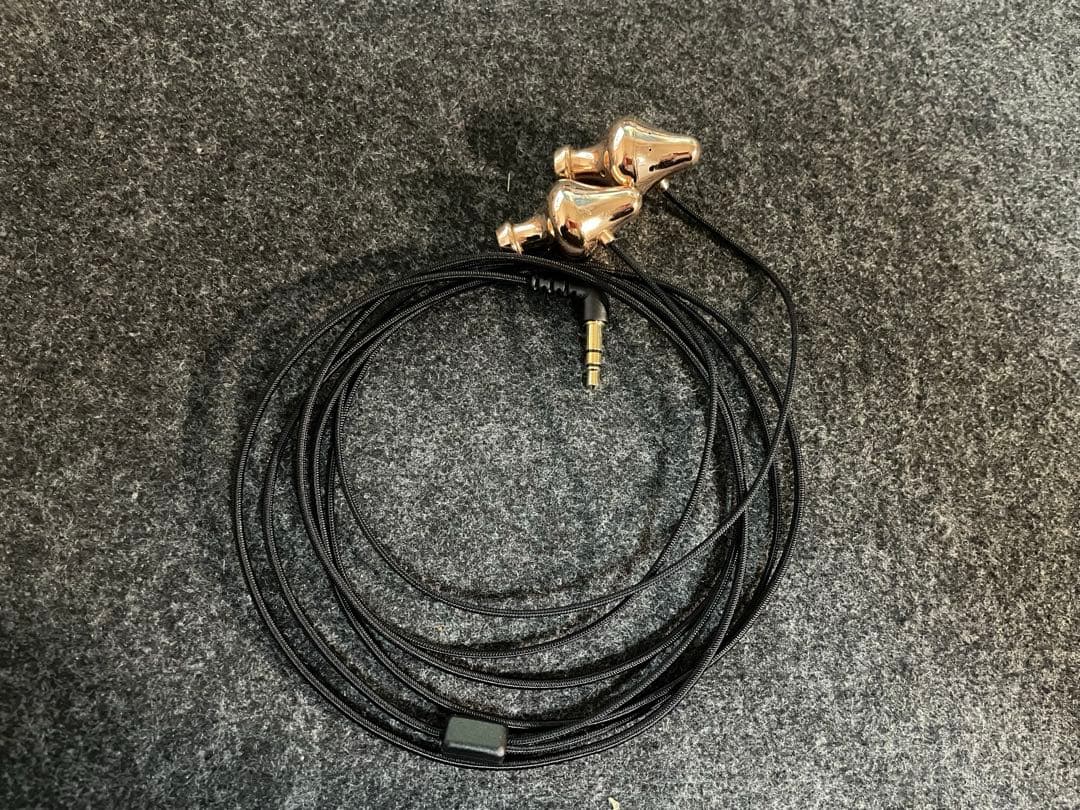 Piano Forte X-CC 有線イヤホン