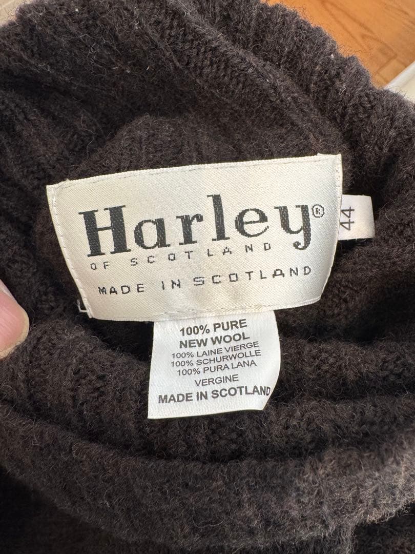 ハーレーオブスコットランド Harley セーター　タートルネック　ブラウン