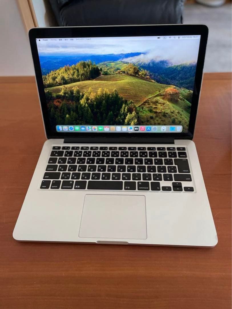 MacBook本体 MacBook pro 13-inch i7 16GB 1TB CTO