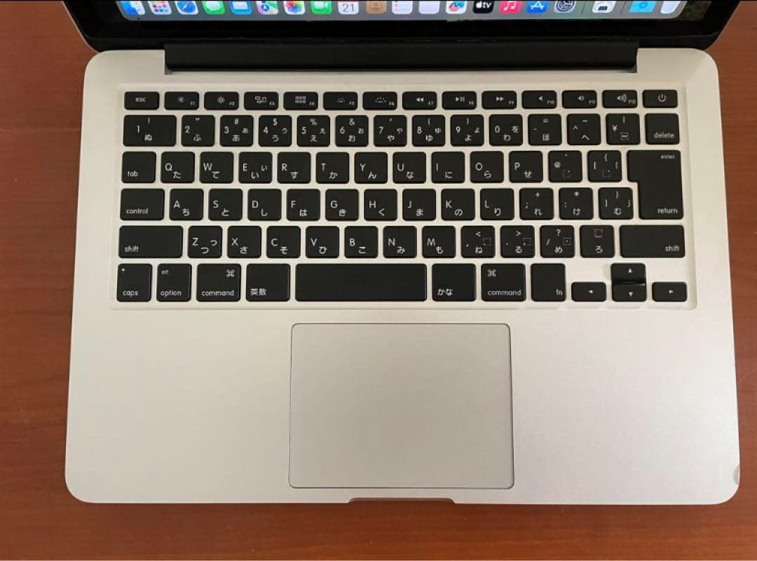 MacBook本体 MacBook pro 13-inch i7 16GB 1TB CTO