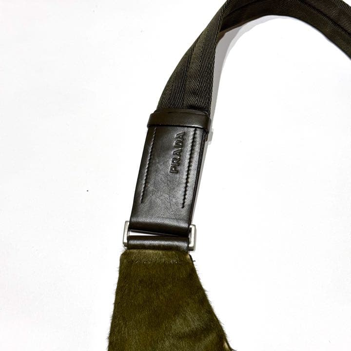 PRADA プラダ ボディバッグ ハラコ グリーン ショルダーバック ファー