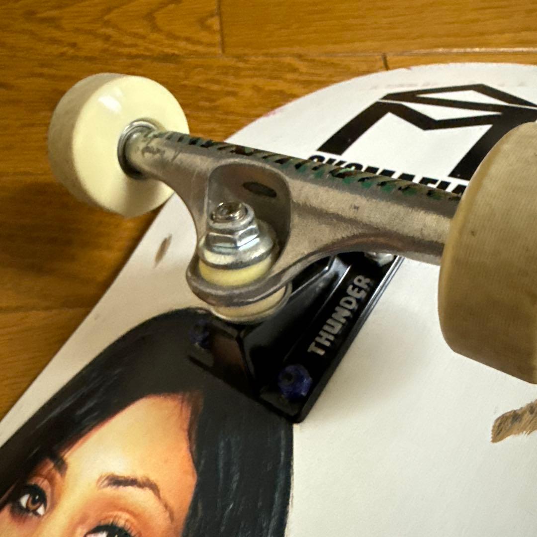 スケートボード 女性デザイン コンプリート SK8MAFIA