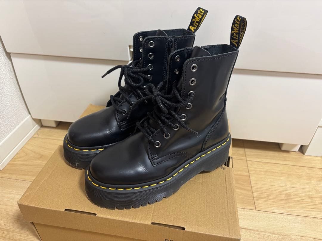 【箱付き】ドクターマーチン/JADON 8ホールブーツ