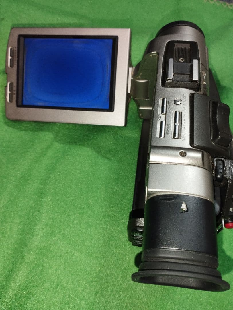 貴重なソニーの動作品 MiniDV ビデオカメラ DCR-TRV7 ミニdv