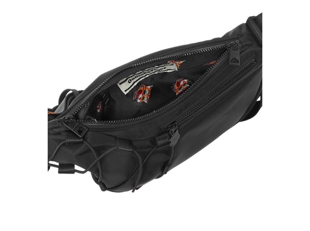 オニツカタイガー　オニツカ　ショルダーバック　メッセンジャーバック