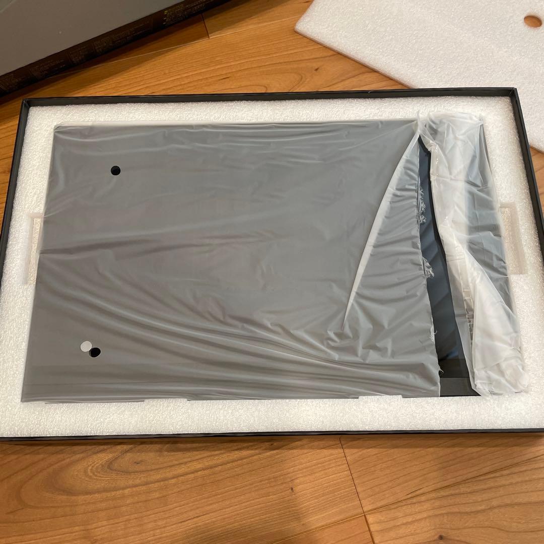 15.6型4K対応モバイルディスプレイ UP-M156T4K