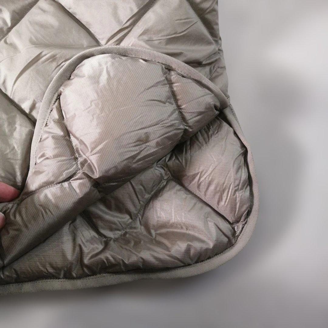 ユニクロ　ウルトラライトダウンリラックスコート　カーキ　3XL