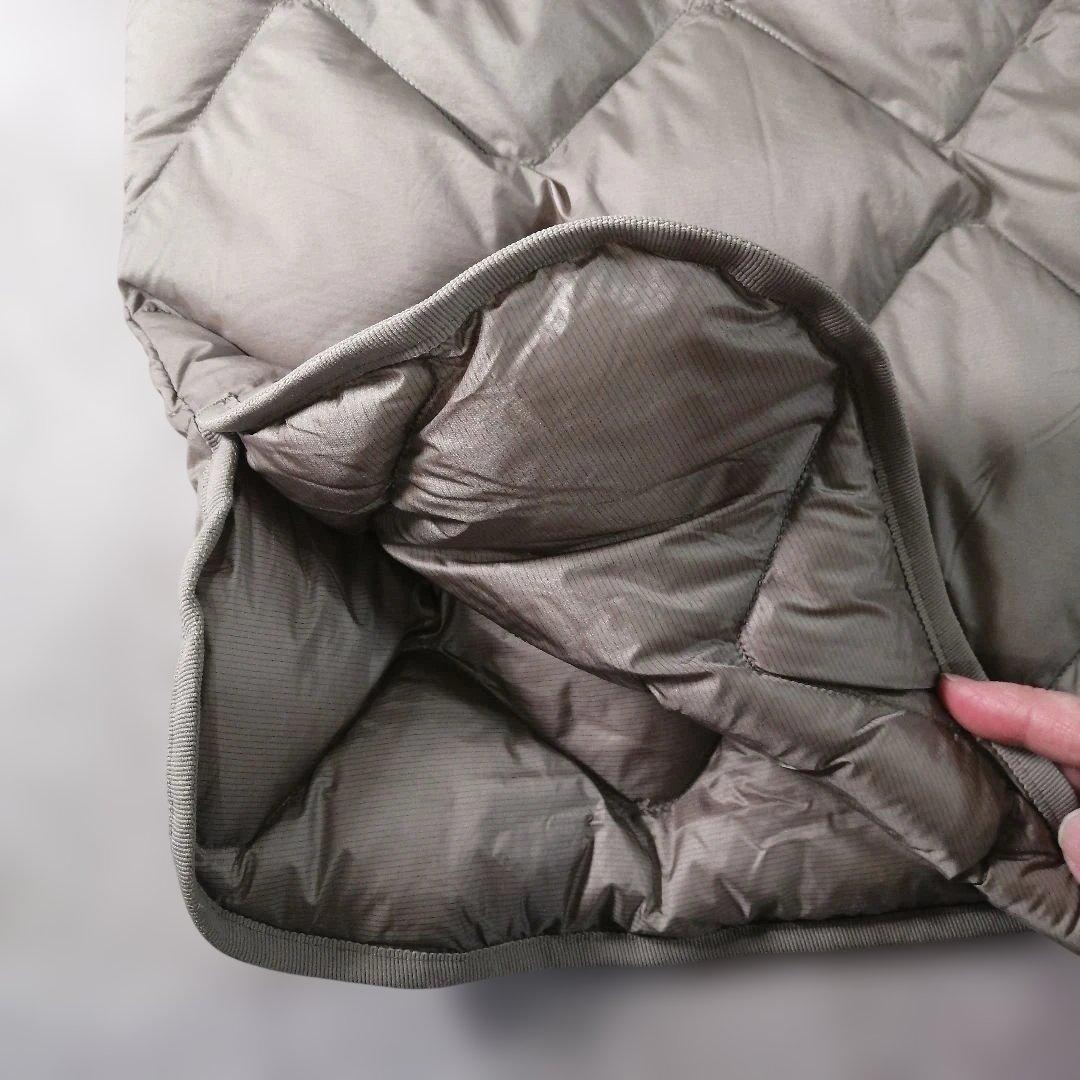 ユニクロ　ウルトラライトダウンリラックスコート　カーキ　3XL