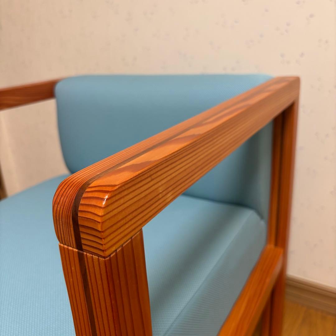 【美品】お洒落　ラウンジチェア　　大手企業設置品　北欧風　天然木