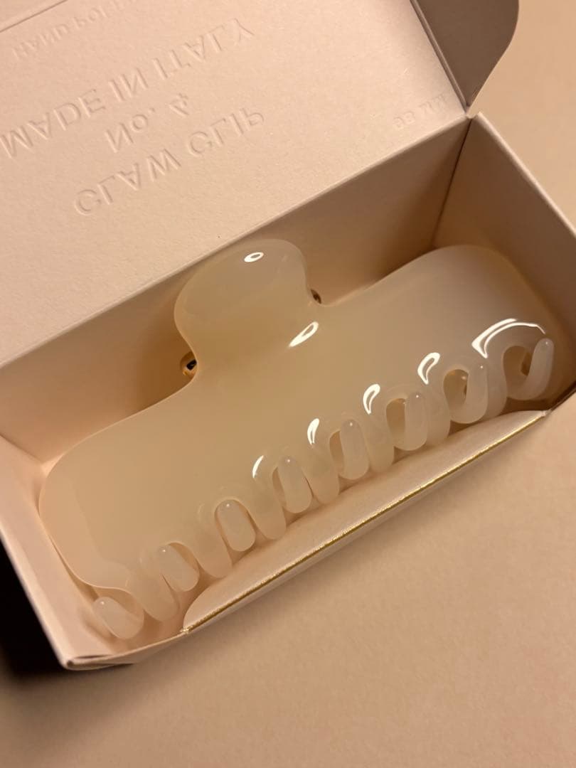 UNDO Hairware ヘアクリップNo.4 アラバスター