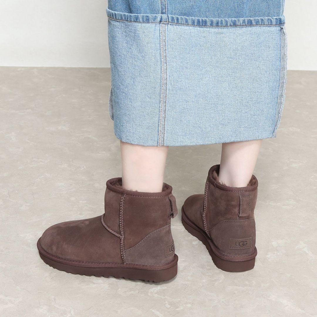 美品☆　アグ UGG ムートンブーツ　クラシックミニ　ダークブラウン　7
