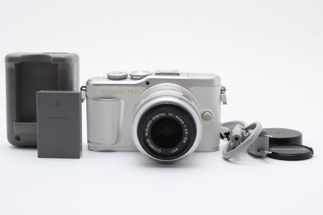 OLYMPUS オリンパス PEN E-PL9 ミラーレス一眼カメラ