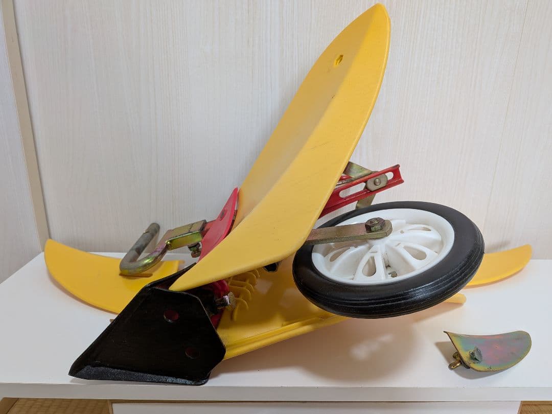 「畝立てる君②号！！」New イエロー 培土器クボタ 黄羽付 （尾輪付。）