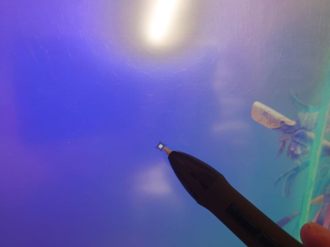 HUION GT-221 Pro 液晶ペンタブレット本体　＋　ペン