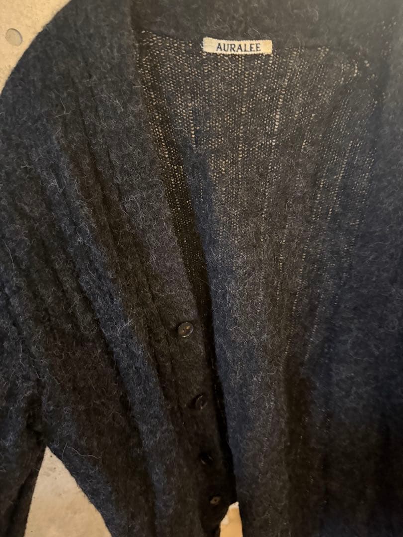 オーラリー　カーディガン